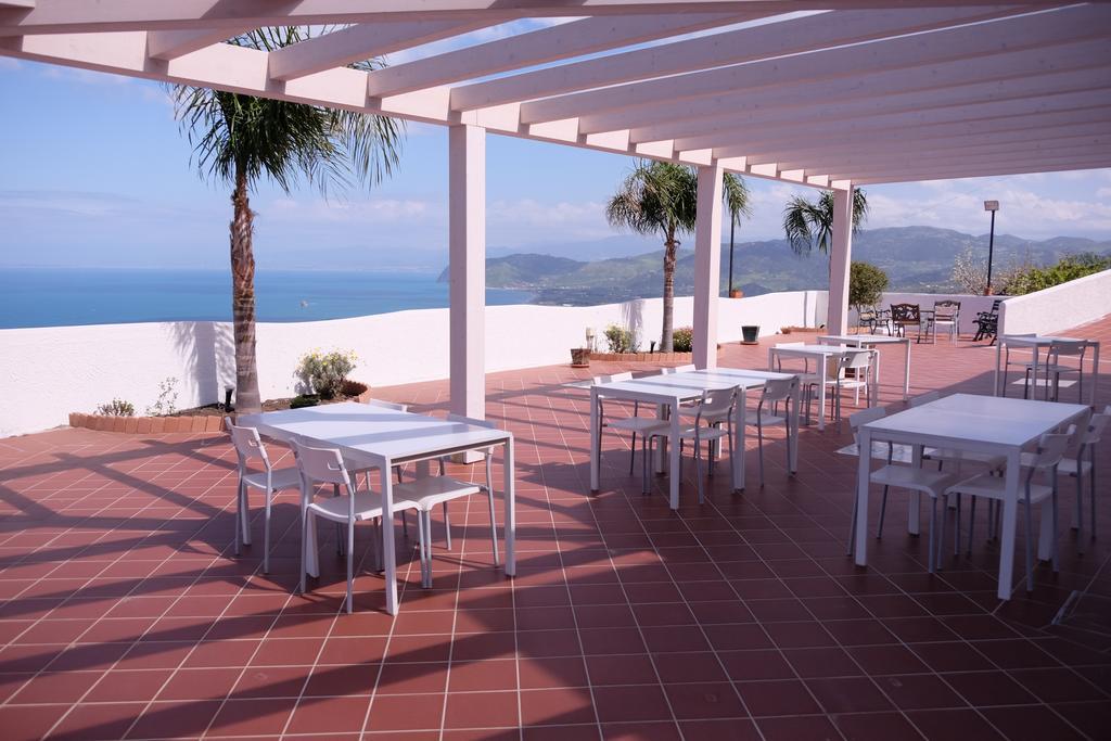 Alta Marea Hotel Джойоза Мареа Екстериор снимка