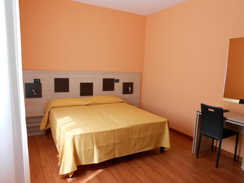 Alta Marea Hotel Джойоза Мареа Екстериор снимка
